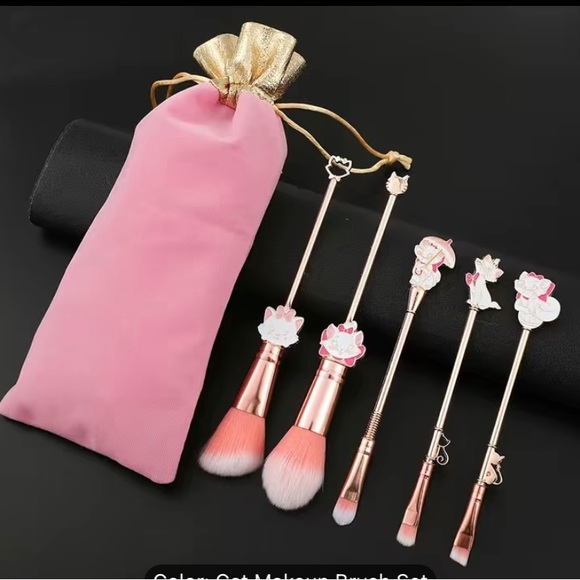 Other - Marie make up brush set